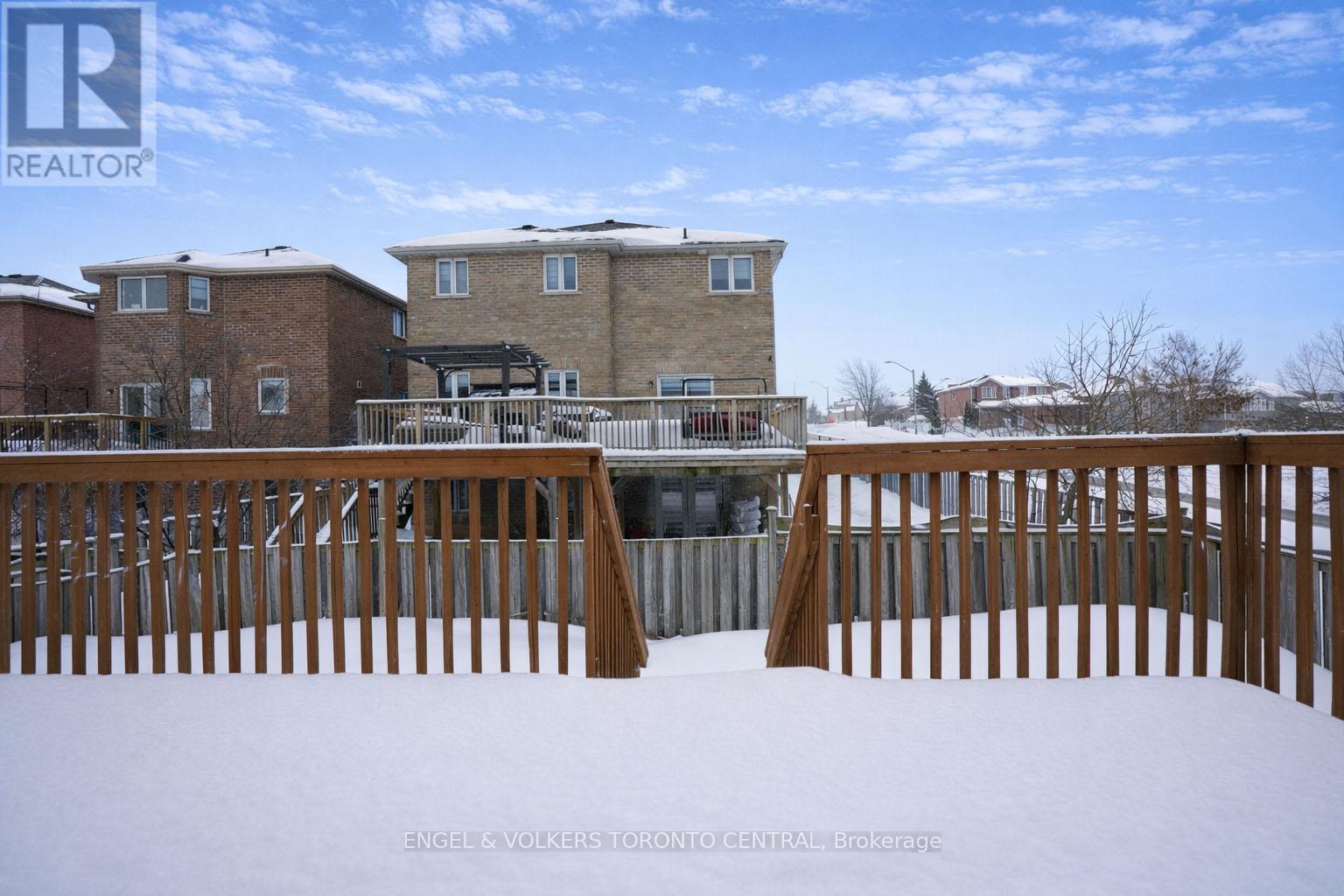 239 Country Lane, Barrie, Ontario  L4N 0W2 - Photo 4 - S13044154