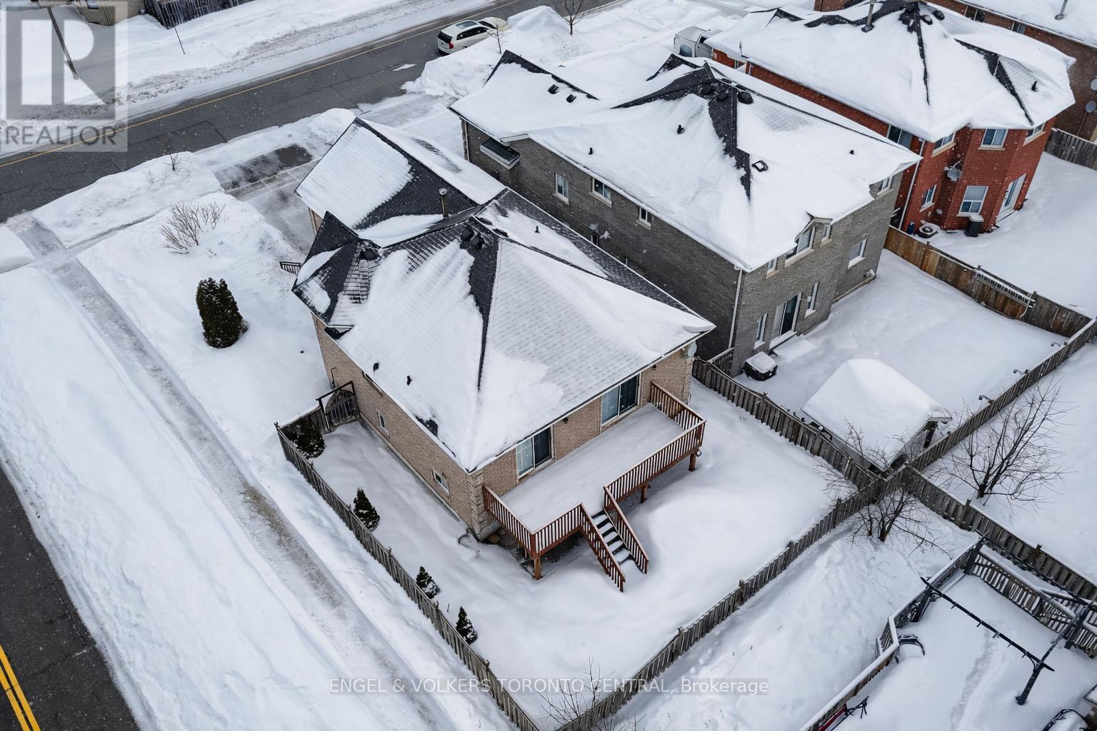 239 Country Lane, Barrie, Ontario  L4N 0W2 - Photo 6 - S13044154