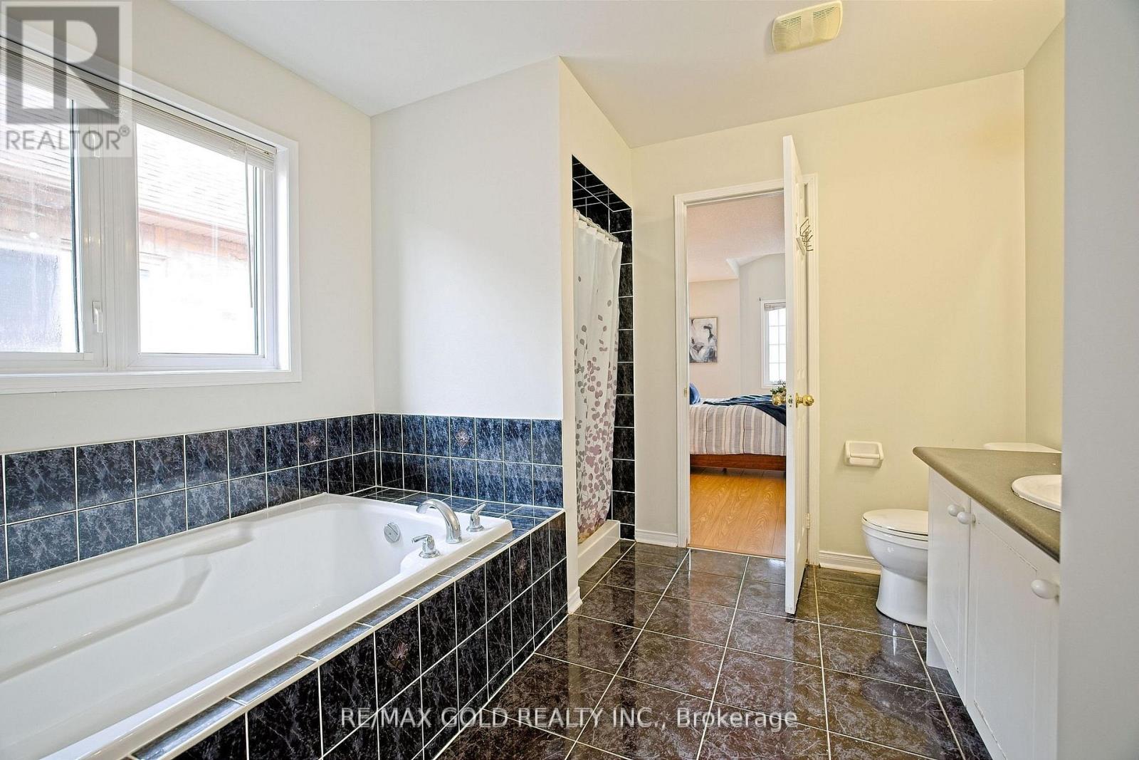 16 Cottontail Road, Brampton, Ontario  L7A 3R3 - Photo 21 - W13044146