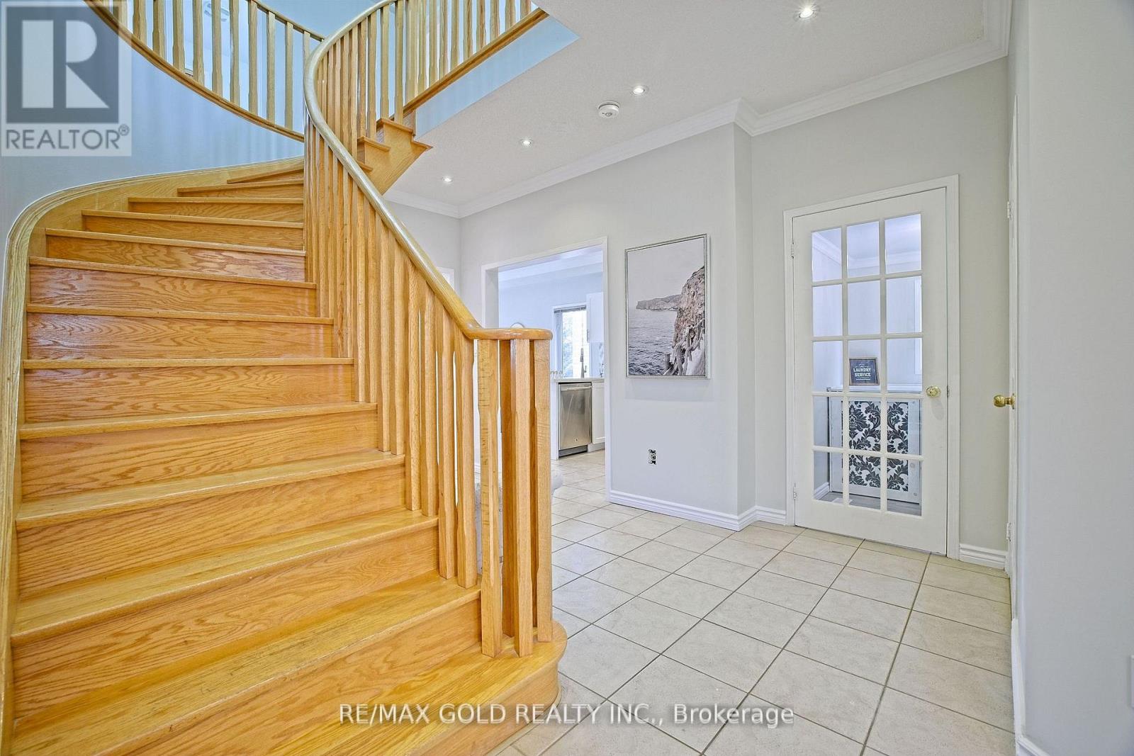 16 Cottontail Road, Brampton, Ontario  L7A 3R3 - Photo 9 - W13044146