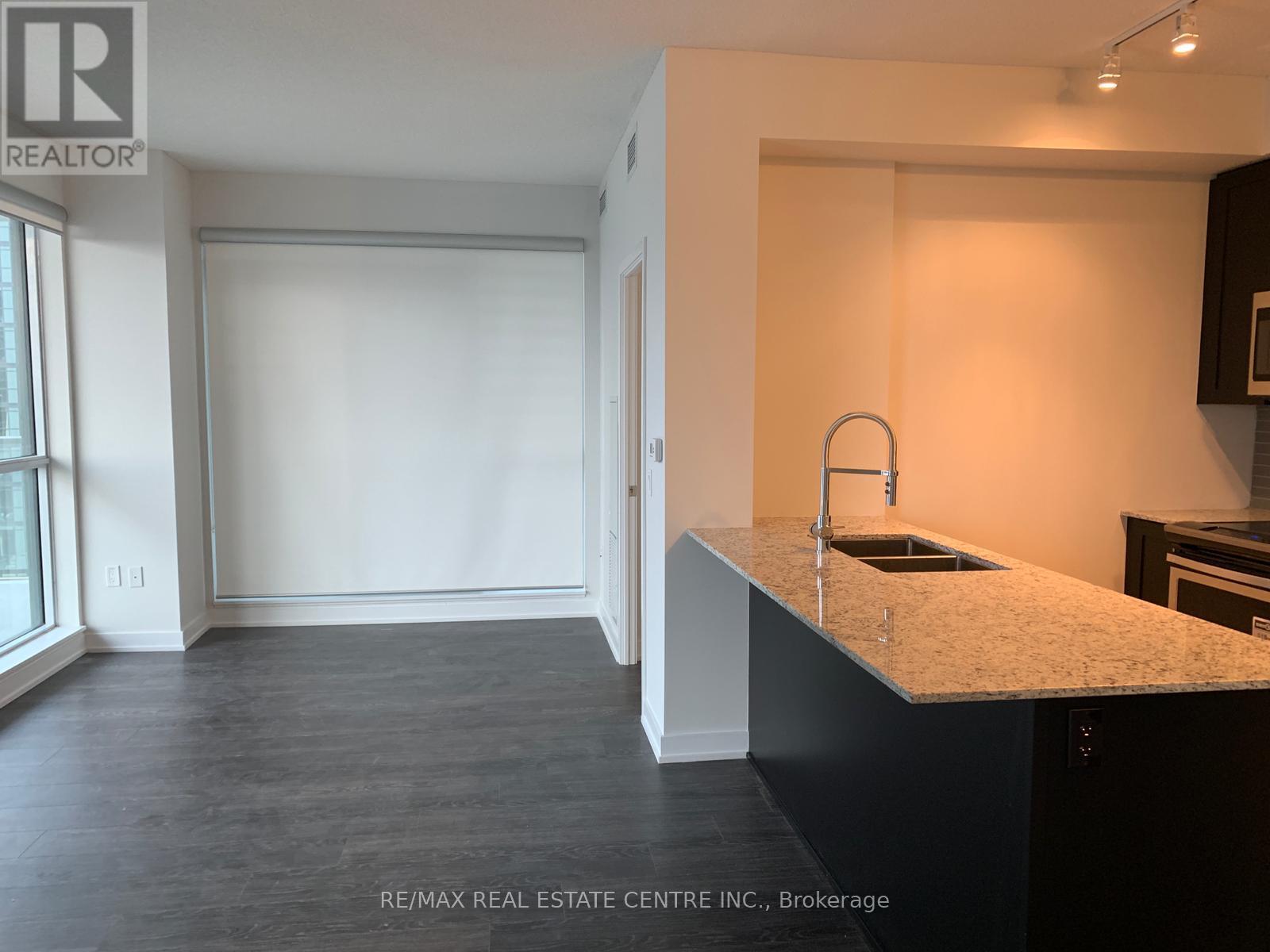 1115 - 4055 Parkside Village Drive, Mississauga, Ontario  L5B 0K8 - Photo 4 - W13044150