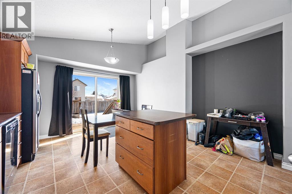 2305 61 A Avenue, Lloydminster, Alberta  T9V 3J8 - Photo 10 - A2293352