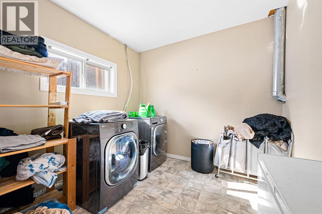 2305 61 A Avenue, Lloydminster, Alberta  T9V 3J8 - Photo 24 - A2293352