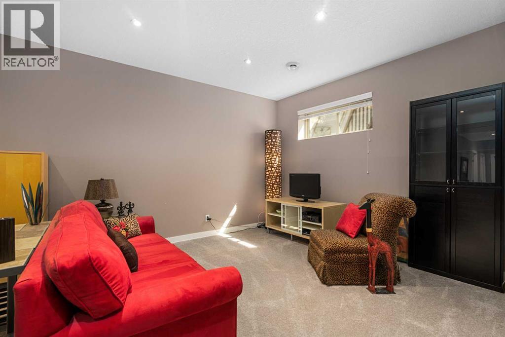 521 9 Avenue Ne, Calgary, Alberta  T2E 0W2 - Photo 32 - A2294400