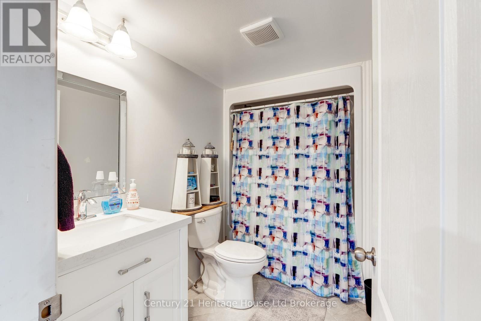 619 Fox Hollow Court, Woodstock, Ontario  N4T 1W3 - Photo 47 - X12896560