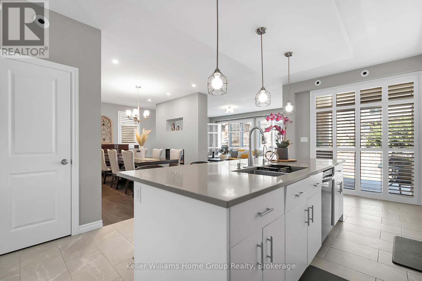 121 Lovett Lane, Guelph, Ontario  N1G 0H1 - Photo 8 - X12916916