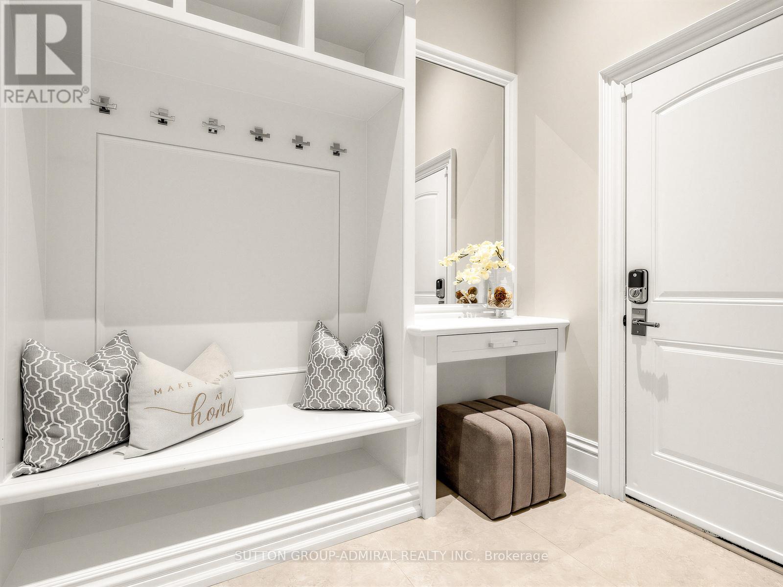 5 Lloydminster Crescent, Toronto, Ontario  M2M 2R9 - Photo 12 - C13009086