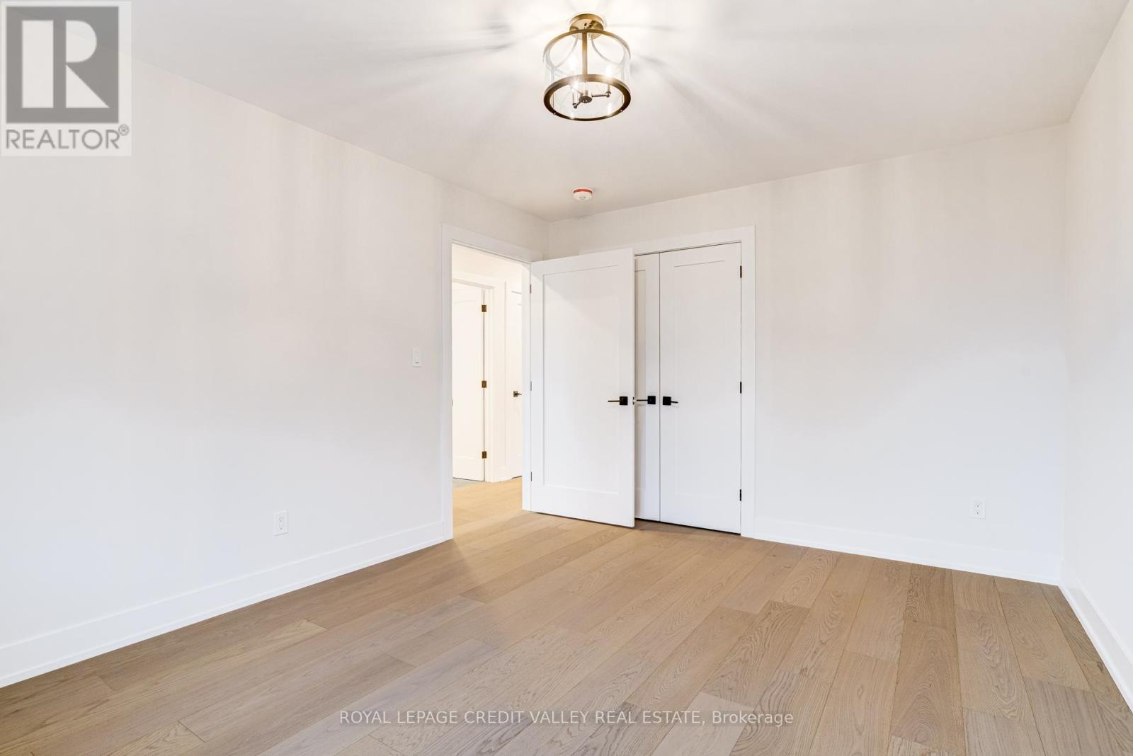 500 Selsey Drive, Mississauga, Ontario  L5A 1B9 - Photo 30 - W12890422