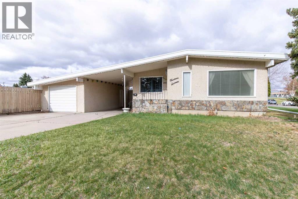 1416 18 Street N, Lethbridge, Alberta  T1H 3H9 - Photo 1 - A2297311