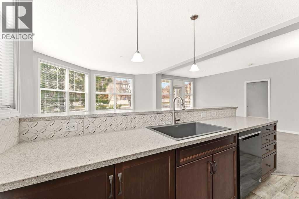 137, 1 Crystal Green Lane, Okotoks, Alberta  T1S 0C5 - Photo 6 - A2303248