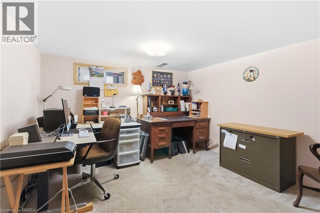 9 Sussex Avenue, Brantford, Ontario  N3R 2G5 - Photo 25 - 40822778