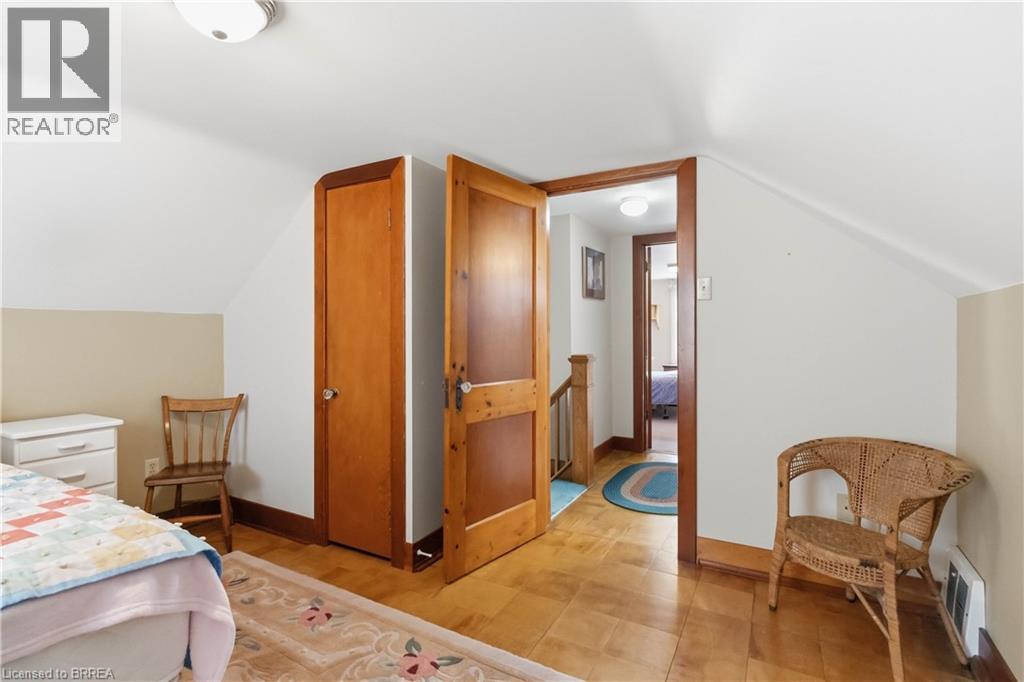 9 Sussex Avenue, Brantford, Ontario  N3R 2G5 - Photo 29 - 40822778