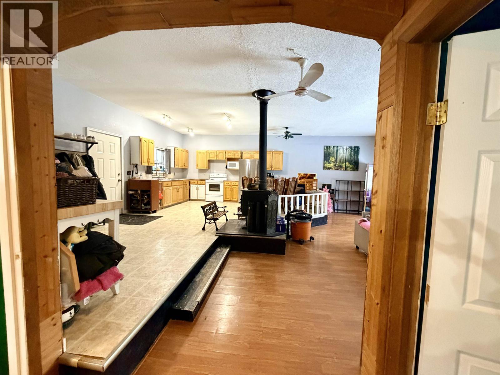 5195 W Meier Road, Cluculz Lake, British Columbia  V0J 3A3 - Photo 6 - R3086601