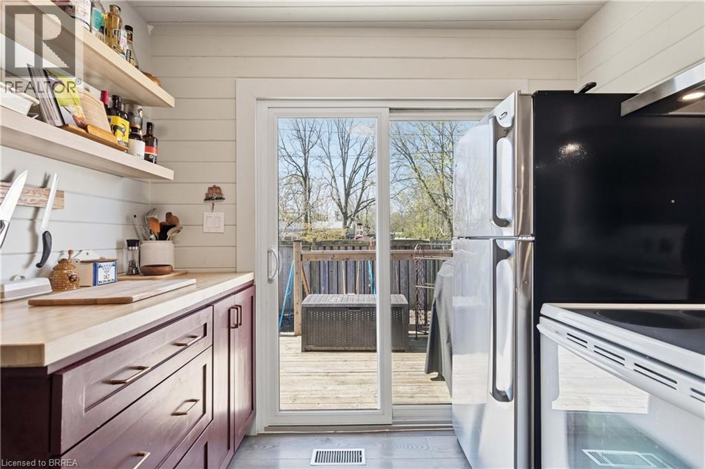 7 Ontario Street, Brantford, Ontario  N3S 2B7 - Photo 16 - 40823840