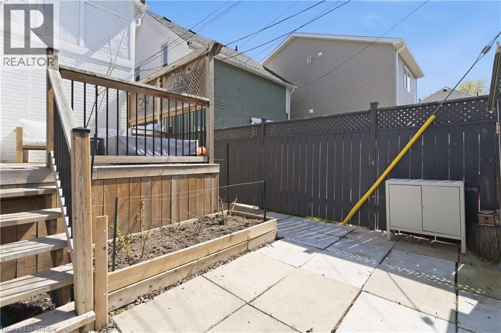 7 Ontario Street, Brantford, Ontario  N3S 2B7 - Photo 37 - 40823840