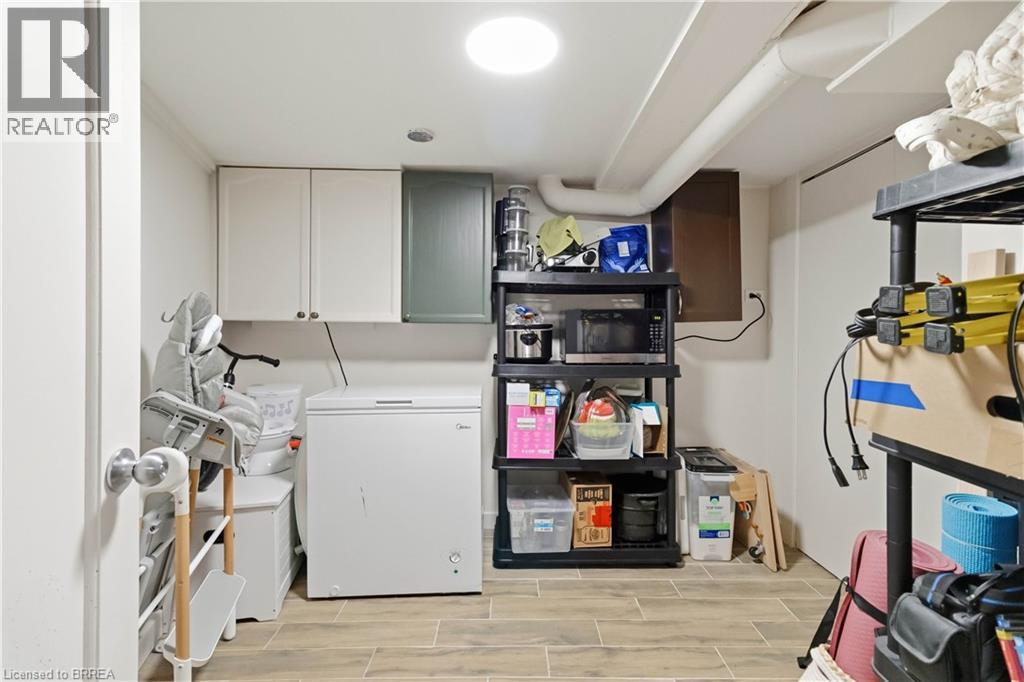 7 Ontario Street, Brantford, Ontario  N3S 2B7 - Photo 30 - 40823840