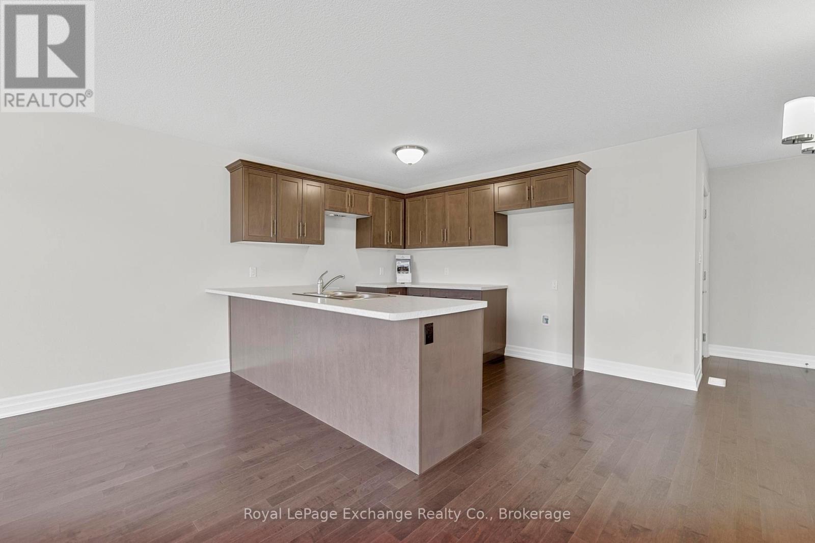 380 Hawthorne Street, Saugeen Shores, Ontario  N0H 2C3 - Photo 6 - X13044220