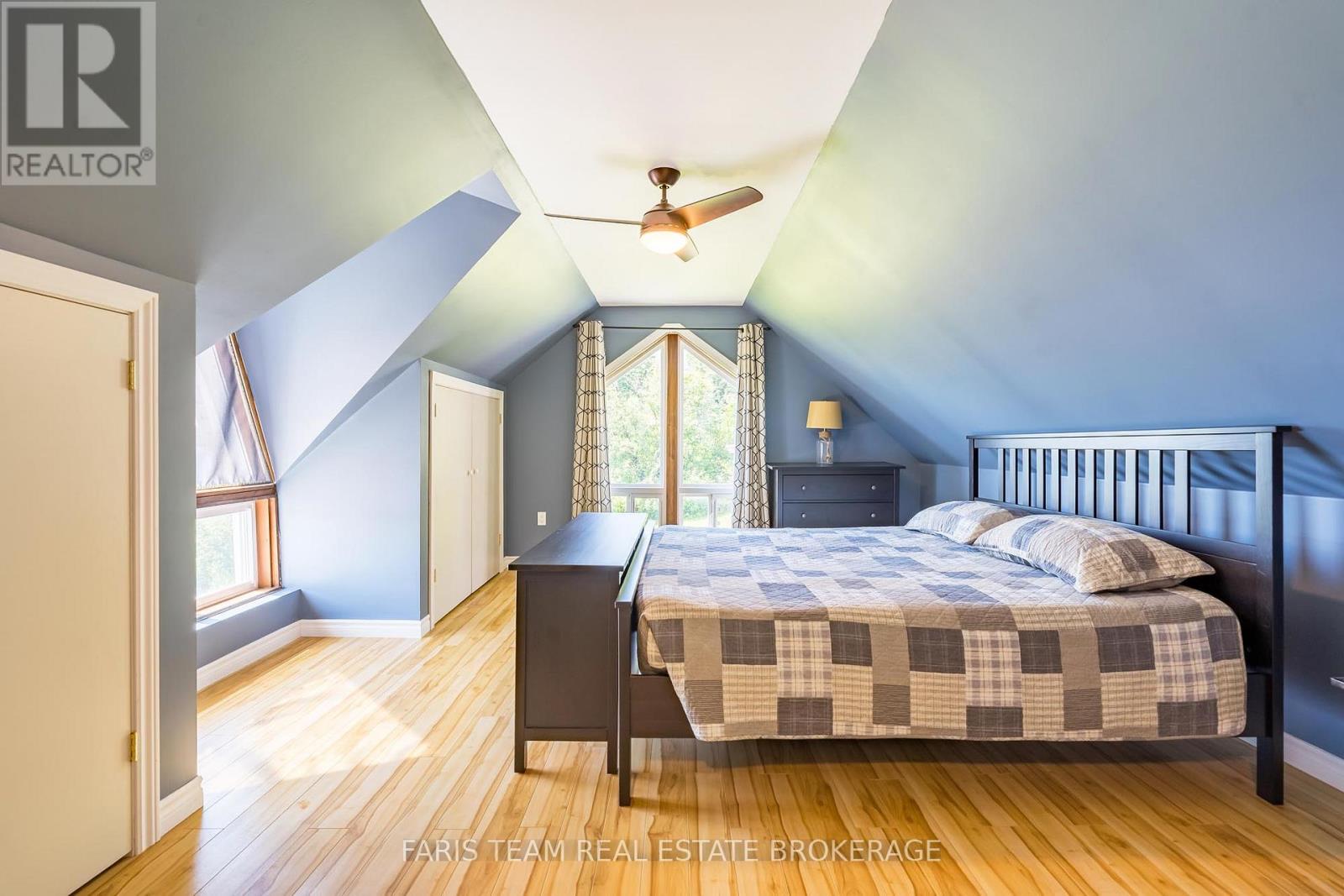 375 Champlain Road, Penetanguishene, Ontario  L9M 1S3 - Photo 15 - S13044222