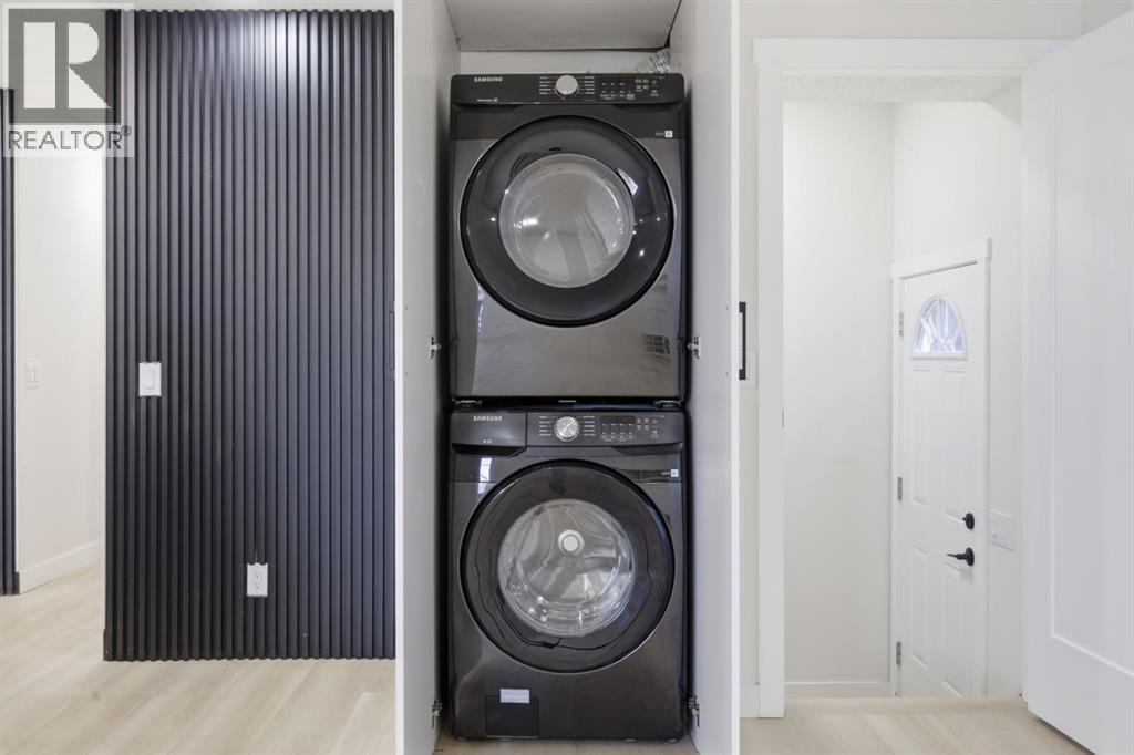 8426 Berkley Road NW, Calgary, Alberta  T3K 1B4 - Photo 28 - A2293697