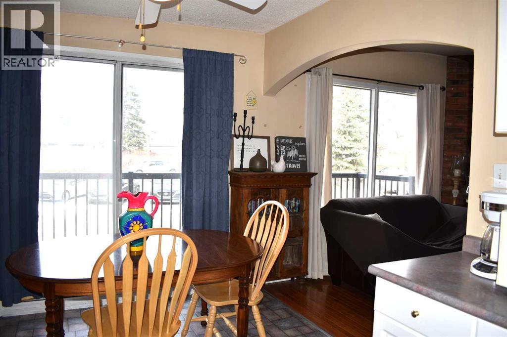 6348 Bowmont Crescent Nw, Calgary, Alberta  T3B 2H4 - Photo 15 - A2301029