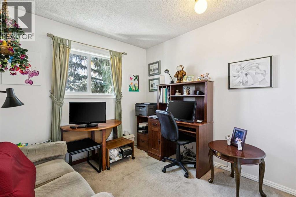 132 Big Springs Hill Se, Airdrie, Alberta  T4A 1K4 - Photo 9 - A2303579