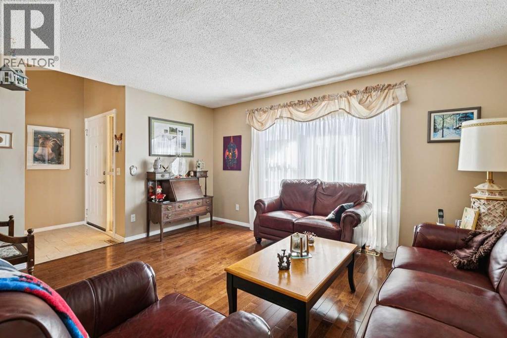 132 Big Springs Hill Se, Airdrie, Alberta  T4A 1K4 - Photo 4 - A2303579