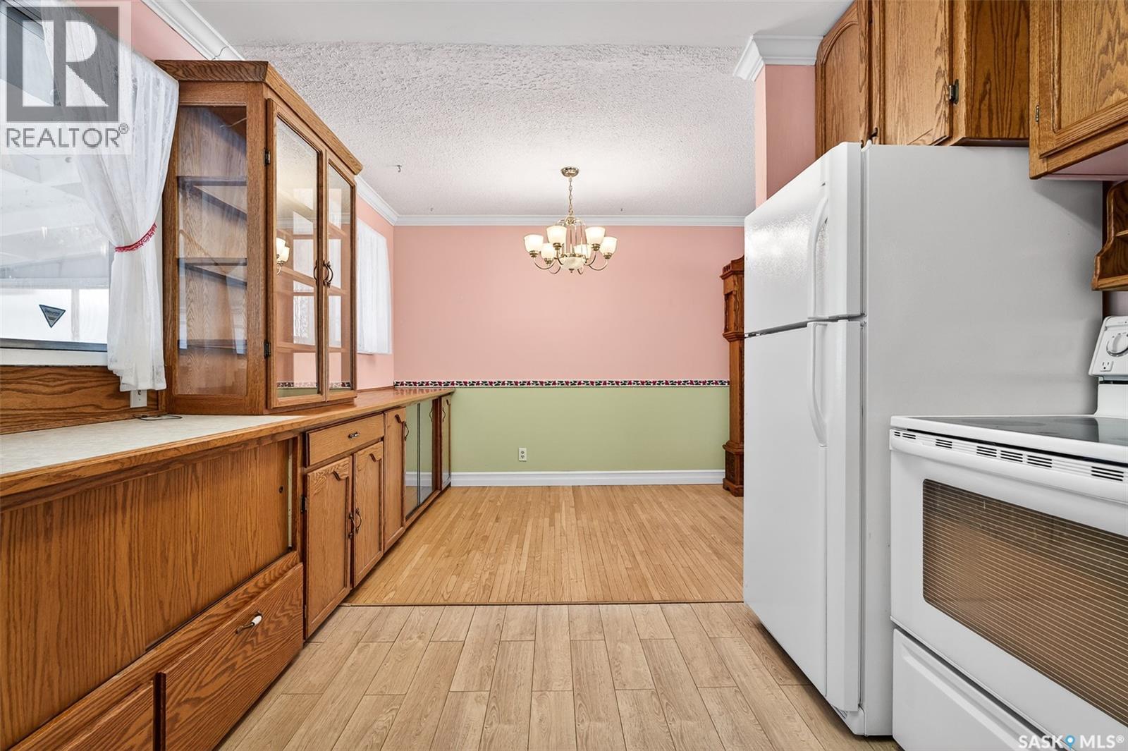 1156 Duffield Crescent, Moose Jaw, Saskatchewan  S6H 5M4 - Photo 10 - SK033913