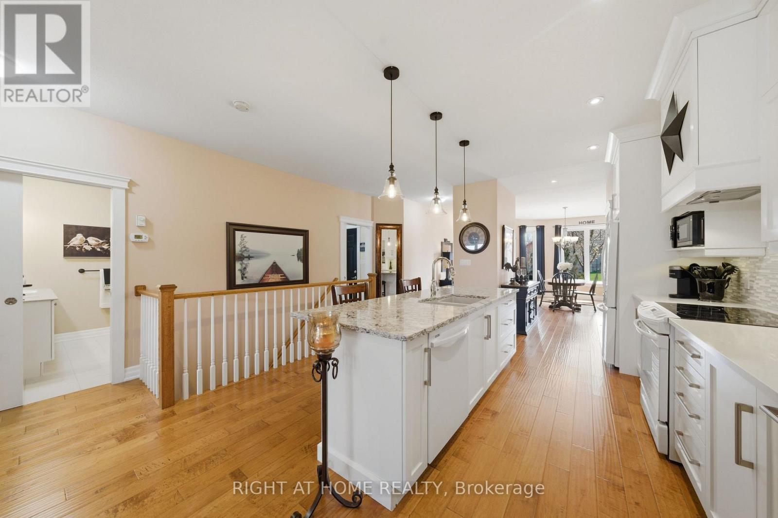 31 Manorwood Drive, West Lincoln, Ontario  L0R 2A0 - Photo 13 - X13044184