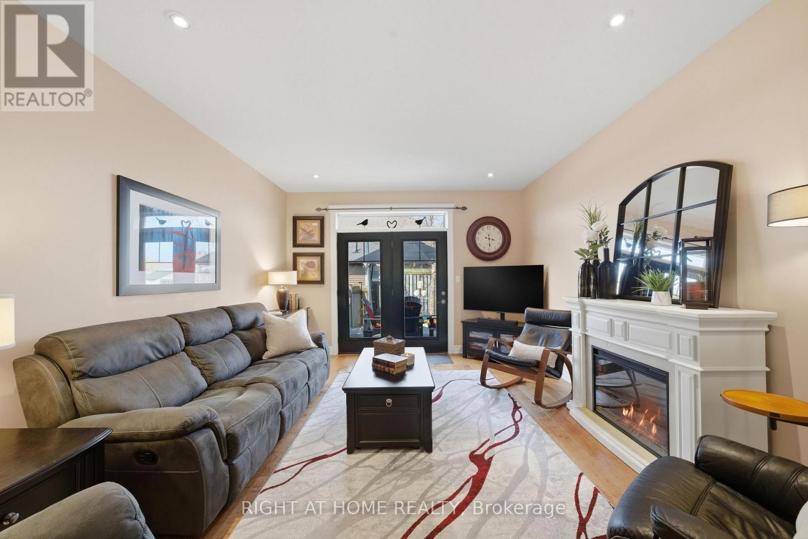 31 Manorwood Drive, West Lincoln, Ontario  L0R 2A0 - Photo 15 - X13044184