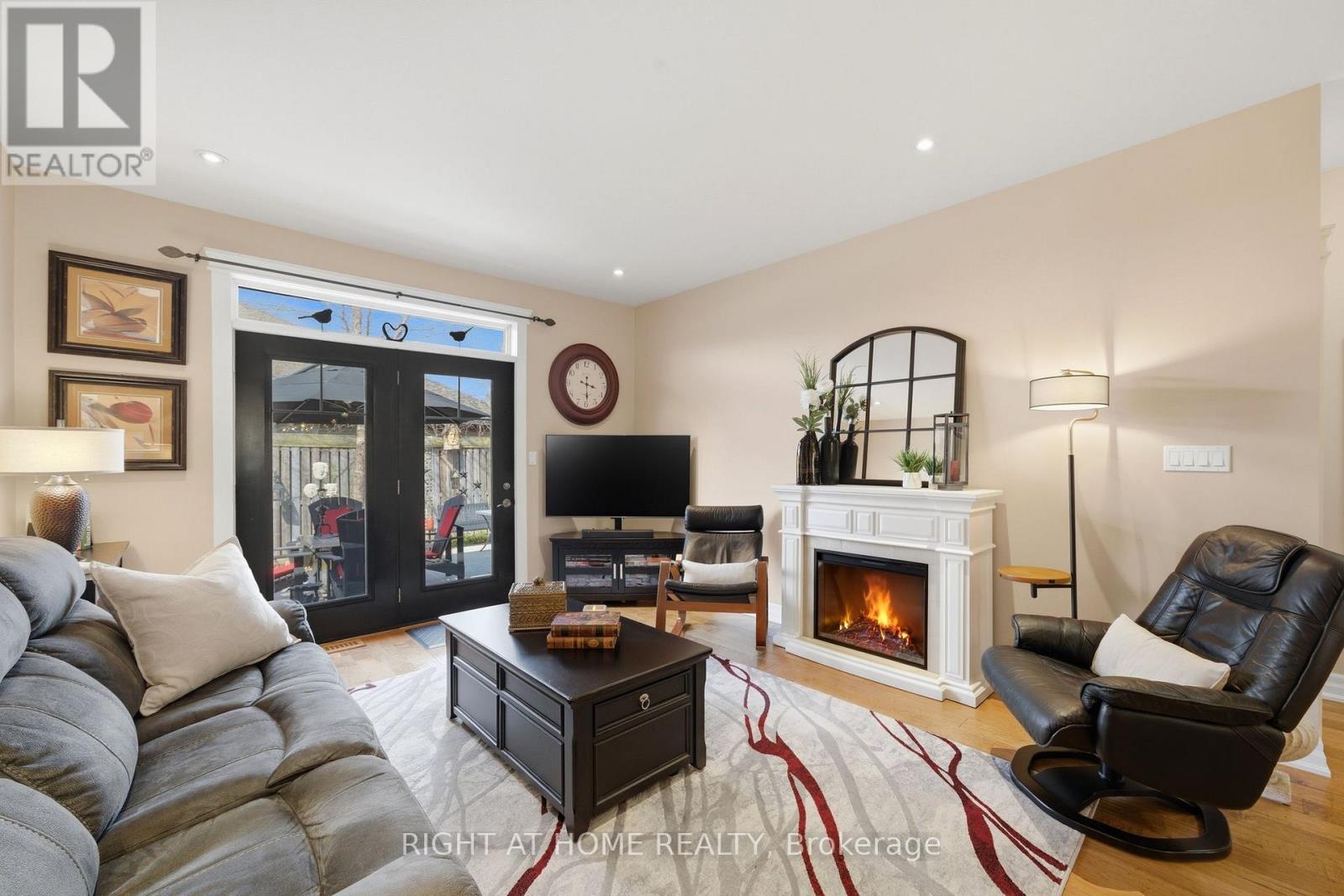 31 Manorwood Drive, West Lincoln, Ontario  L0R 2A0 - Photo 16 - X13044184