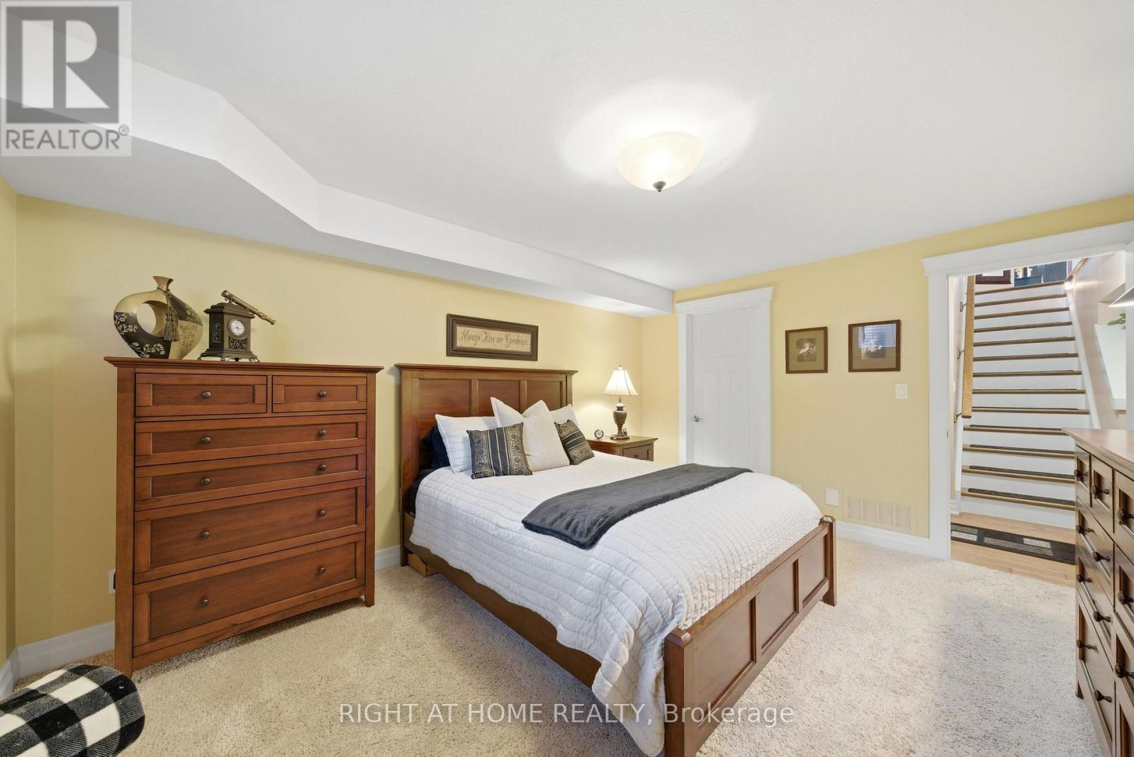 31 Manorwood Drive, West Lincoln, Ontario  L0R 2A0 - Photo 32 - X13044184