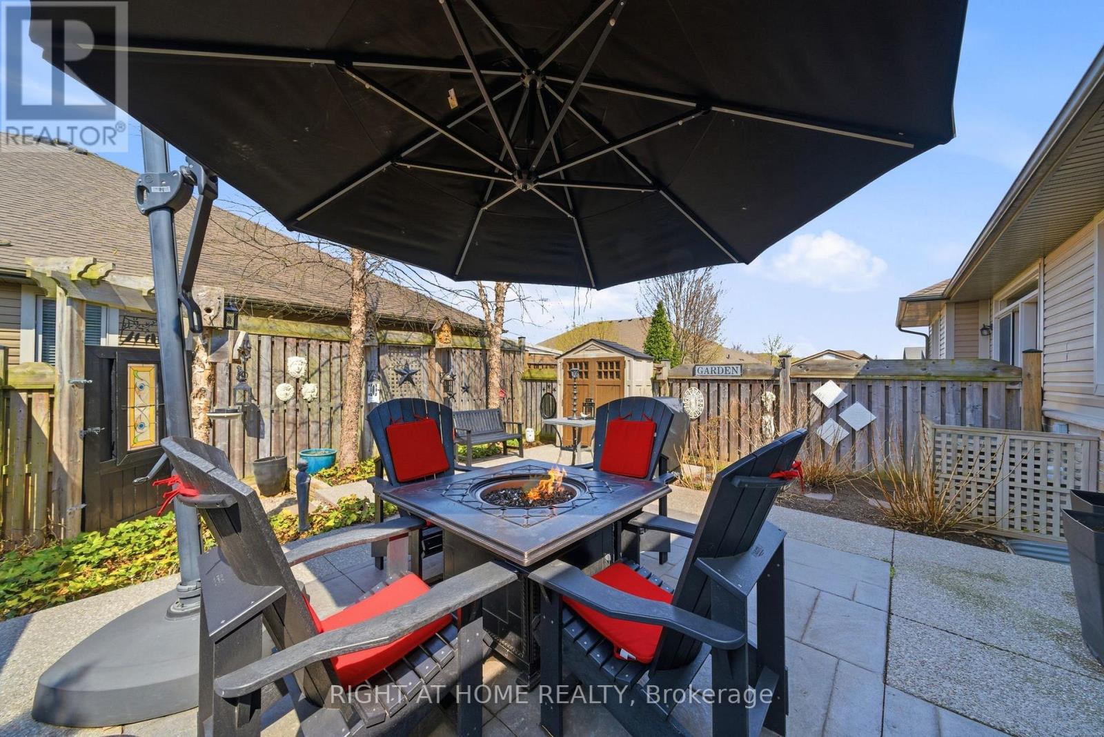 31 Manorwood Drive, West Lincoln, Ontario  L0R 2A0 - Photo 35 - X13044184