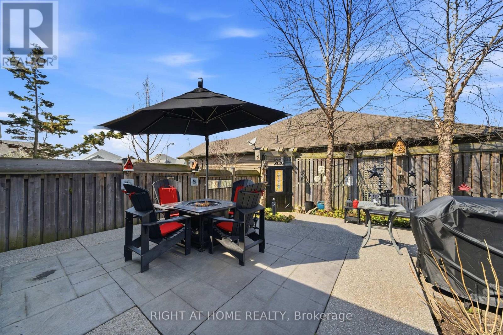 31 Manorwood Drive, West Lincoln, Ontario  L0R 2A0 - Photo 36 - X13044184