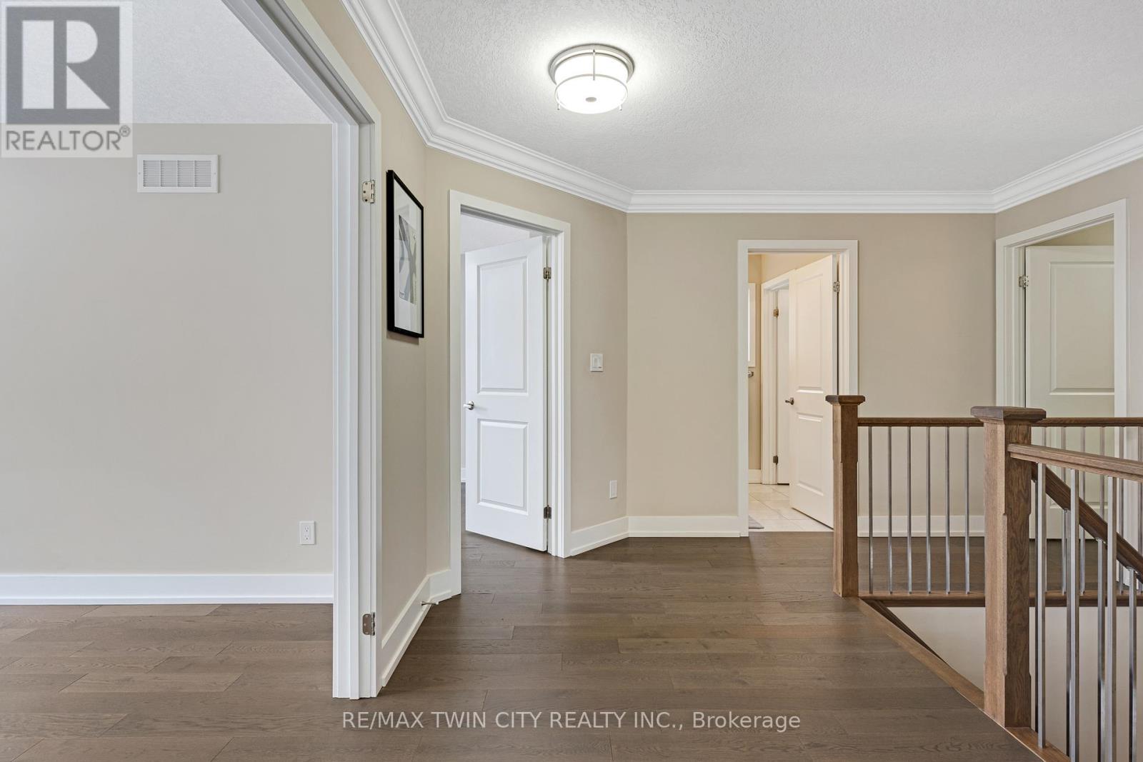 900 Pondcliffe Drive, Kitchener, Ontario  N2R 0M9 - Photo 22 - X13044190