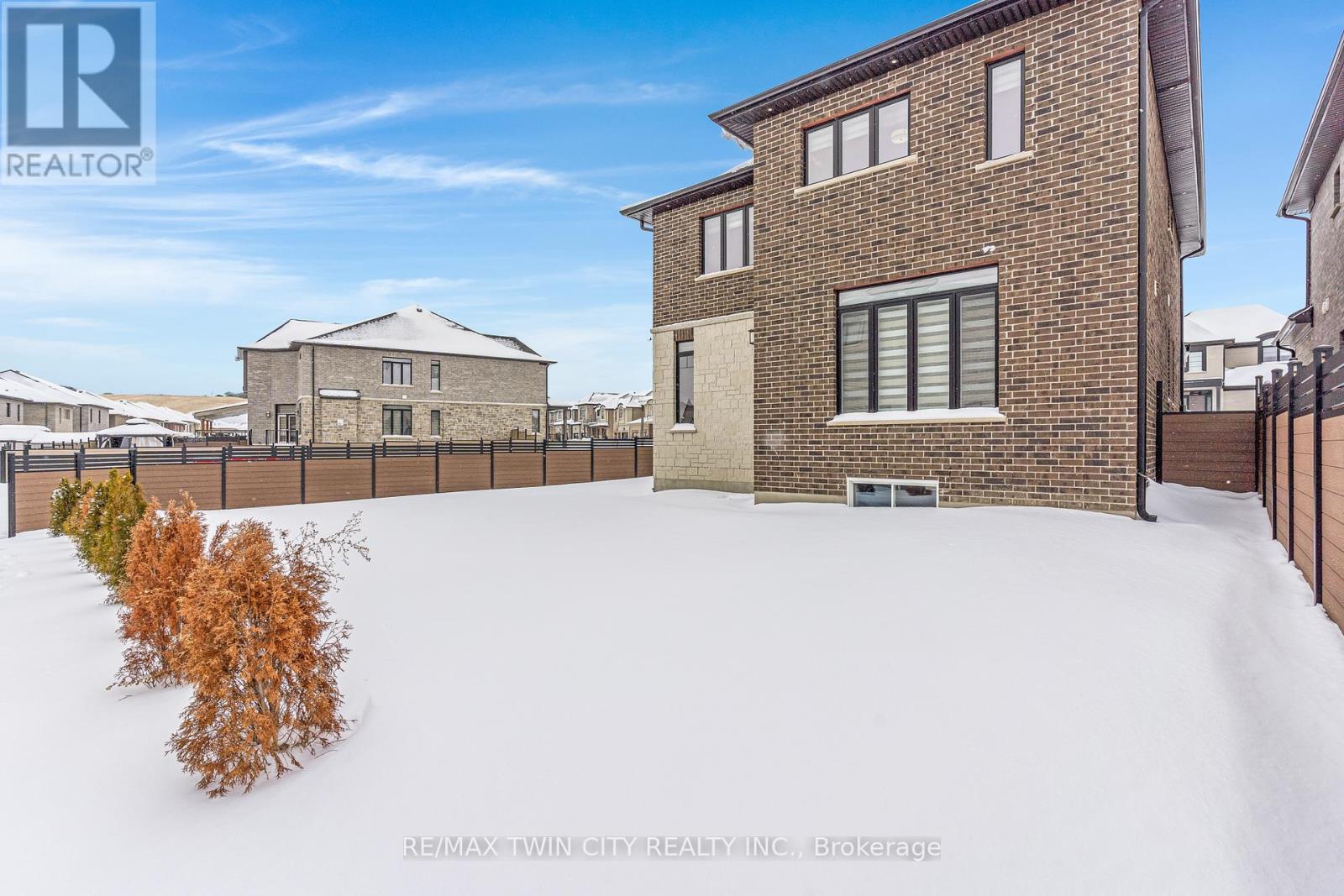 900 Pondcliffe Drive, Kitchener, Ontario  N2R 0M9 - Photo 43 - X13044190