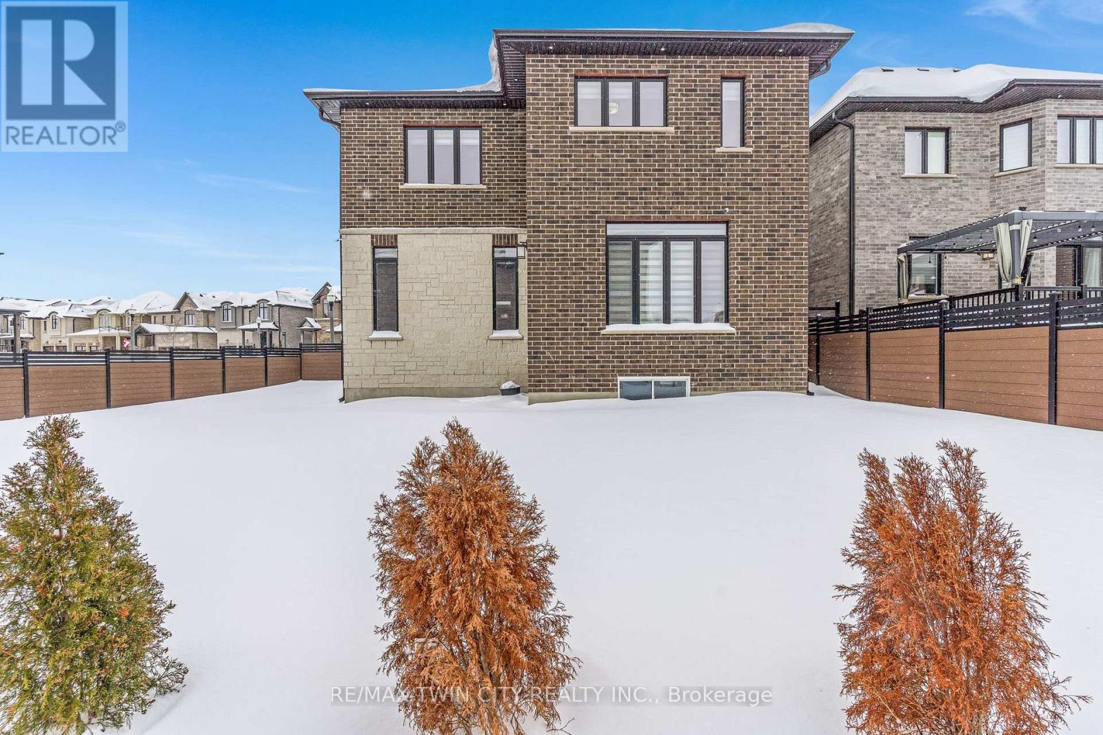 900 Pondcliffe Drive, Kitchener, Ontario  N2R 0M9 - Photo 44 - X13044190