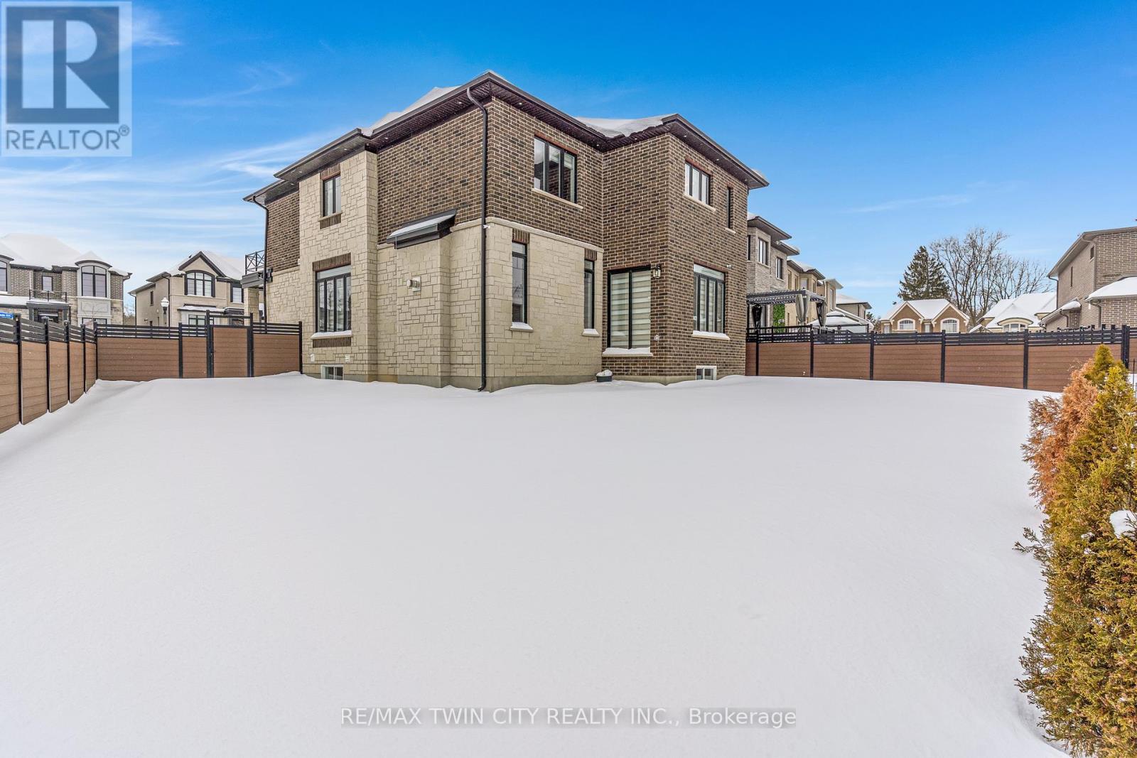 900 Pondcliffe Drive, Kitchener, Ontario  N2R 0M9 - Photo 45 - X13044190