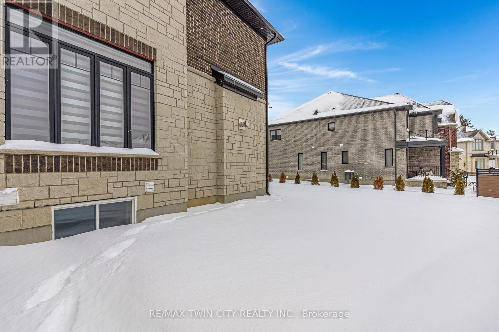 900 Pondcliffe Drive, Kitchener, Ontario  N2R 0M9 - Photo 46 - X13044190