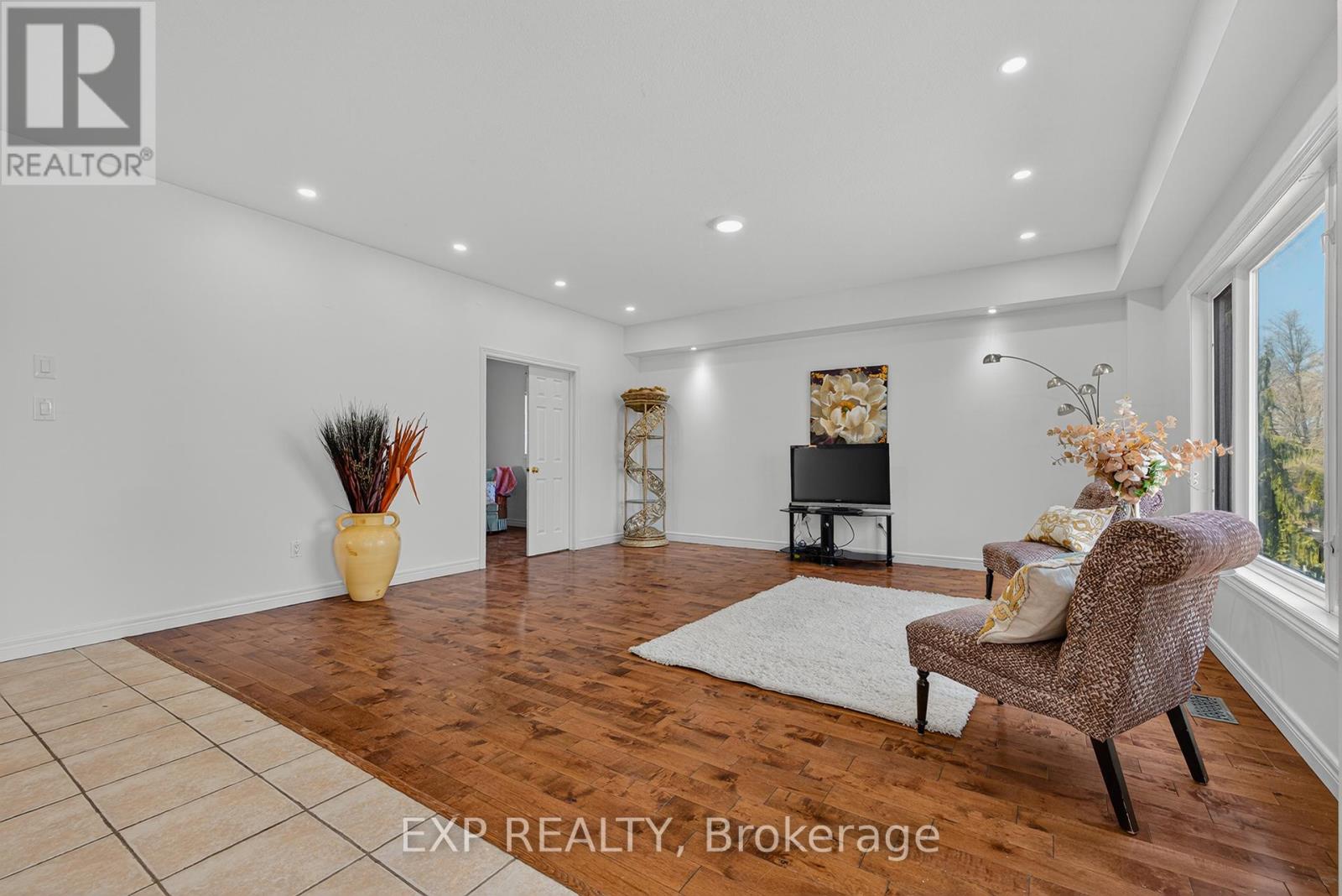 14 Hearthbridge Street, Kitchener, Ontario  N2R 1L5 - Photo 15 - X13044226