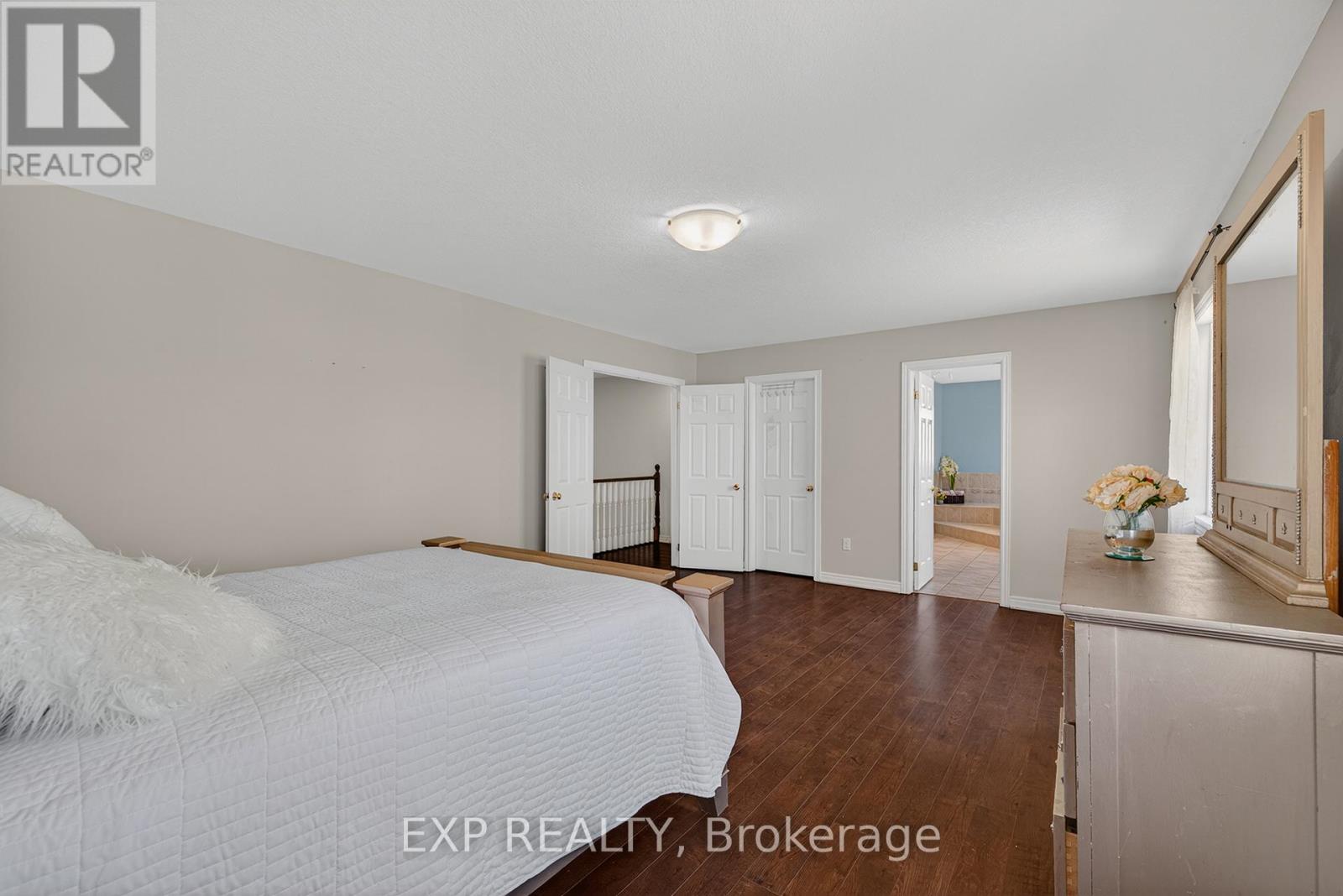 14 Hearthbridge Street, Kitchener, Ontario  N2R 1L5 - Photo 24 - X13044226