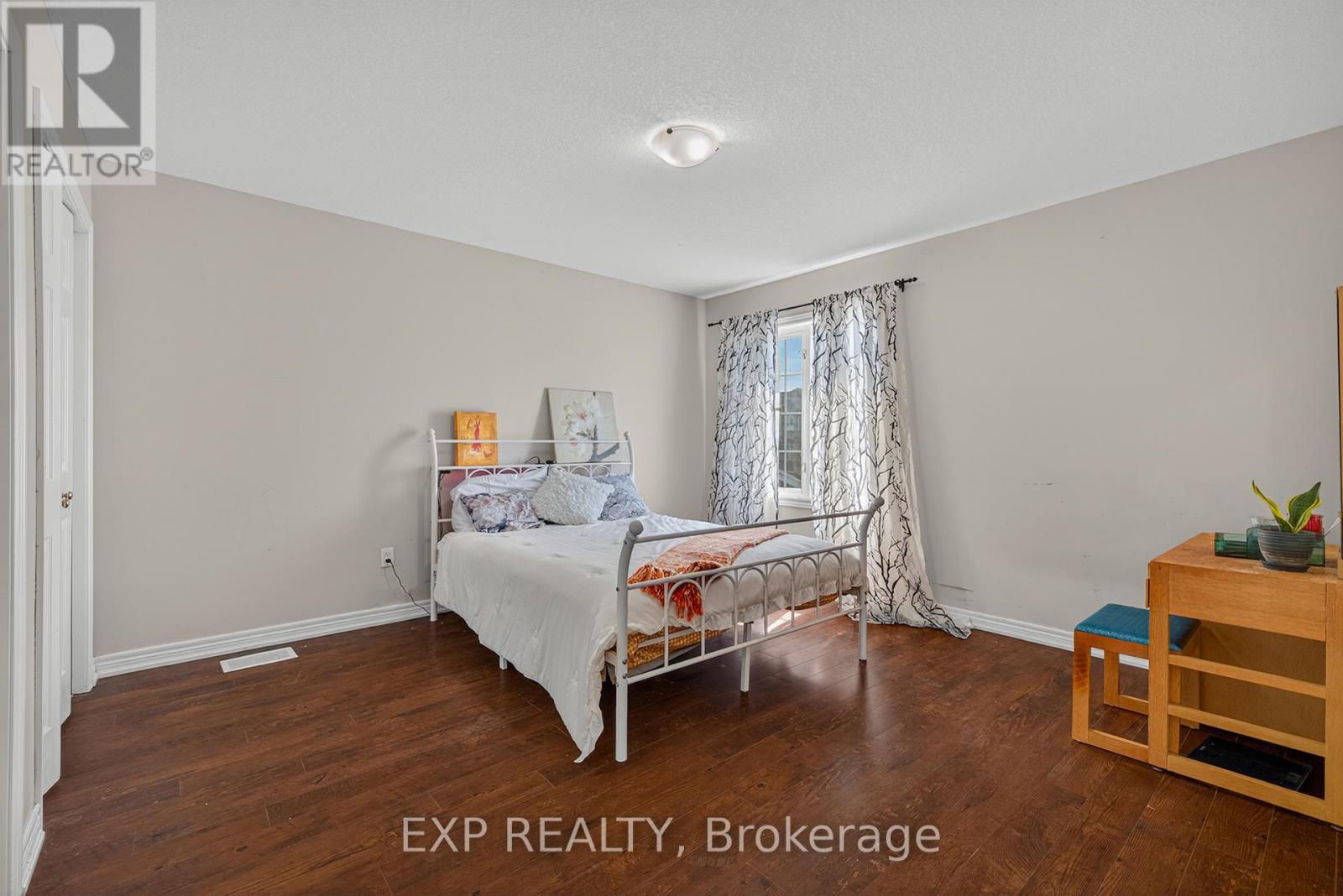 14 Hearthbridge Street, Kitchener, Ontario  N2R 1L5 - Photo 28 - X13044226