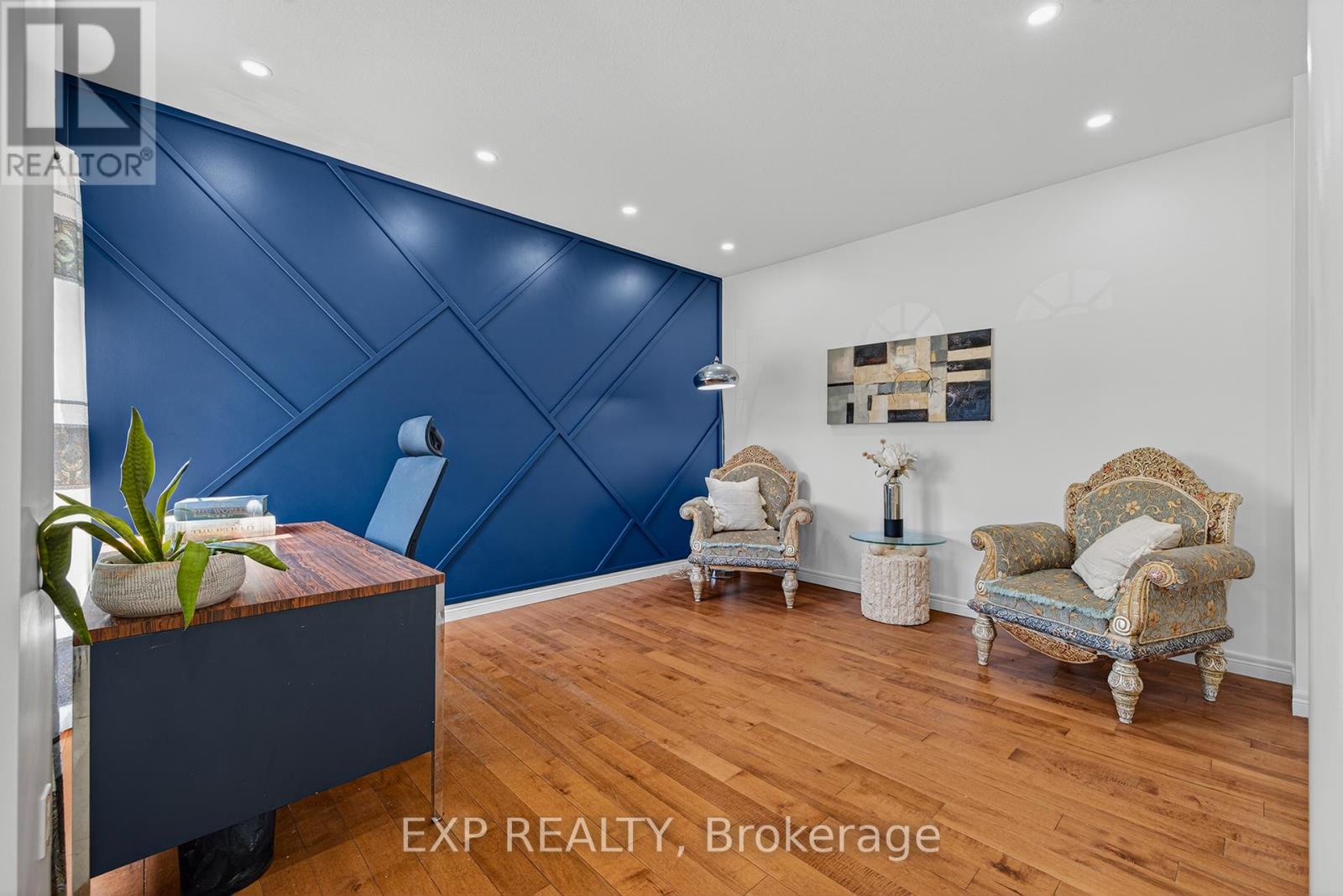 14 Hearthbridge Street, Kitchener, Ontario  N2R 1L5 - Photo 4 - X13044226