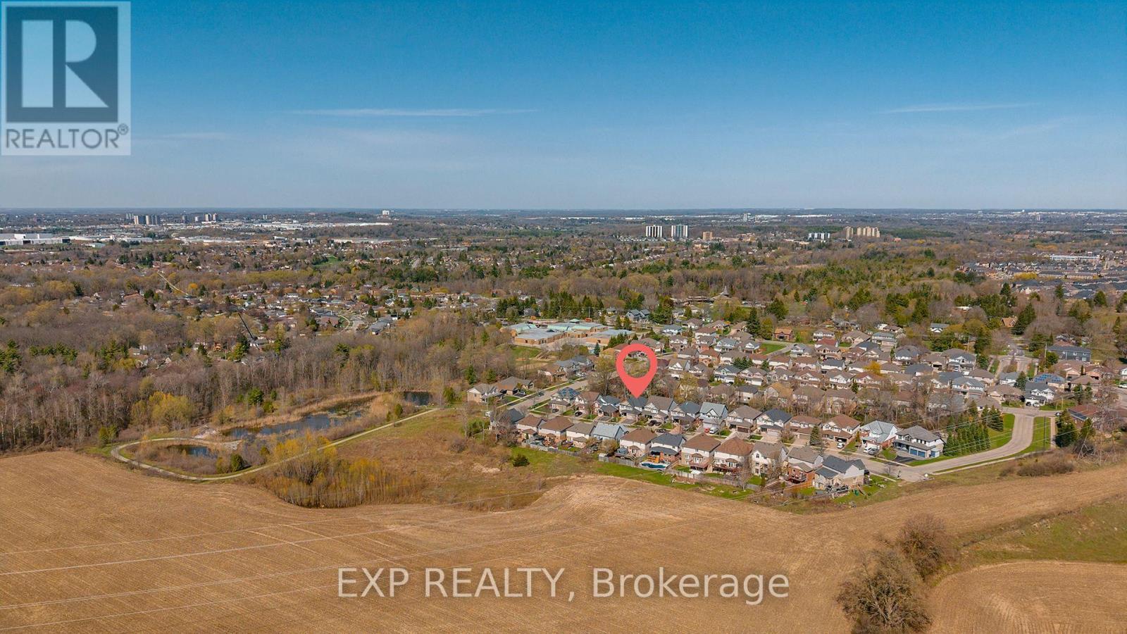 14 Hearthbridge Street, Kitchener, Ontario  N2R 1L5 - Photo 46 - X13044226