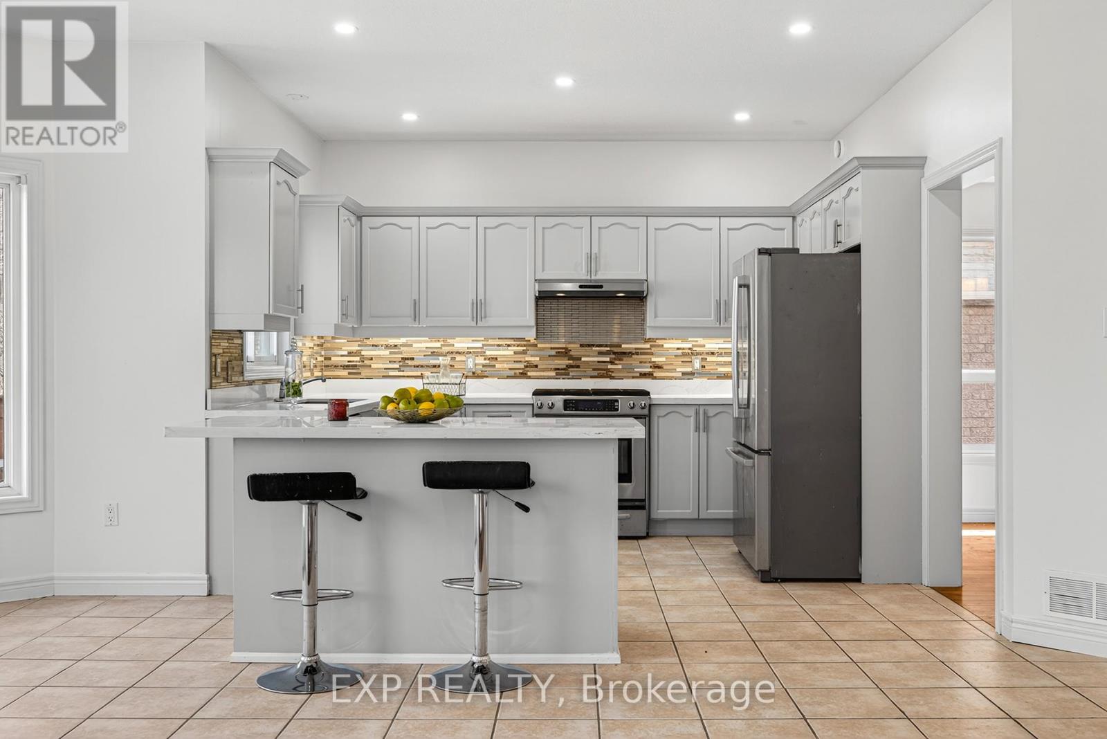 14 Hearthbridge Street, Kitchener, Ontario  N2R 1L5 - Photo 9 - X13044226