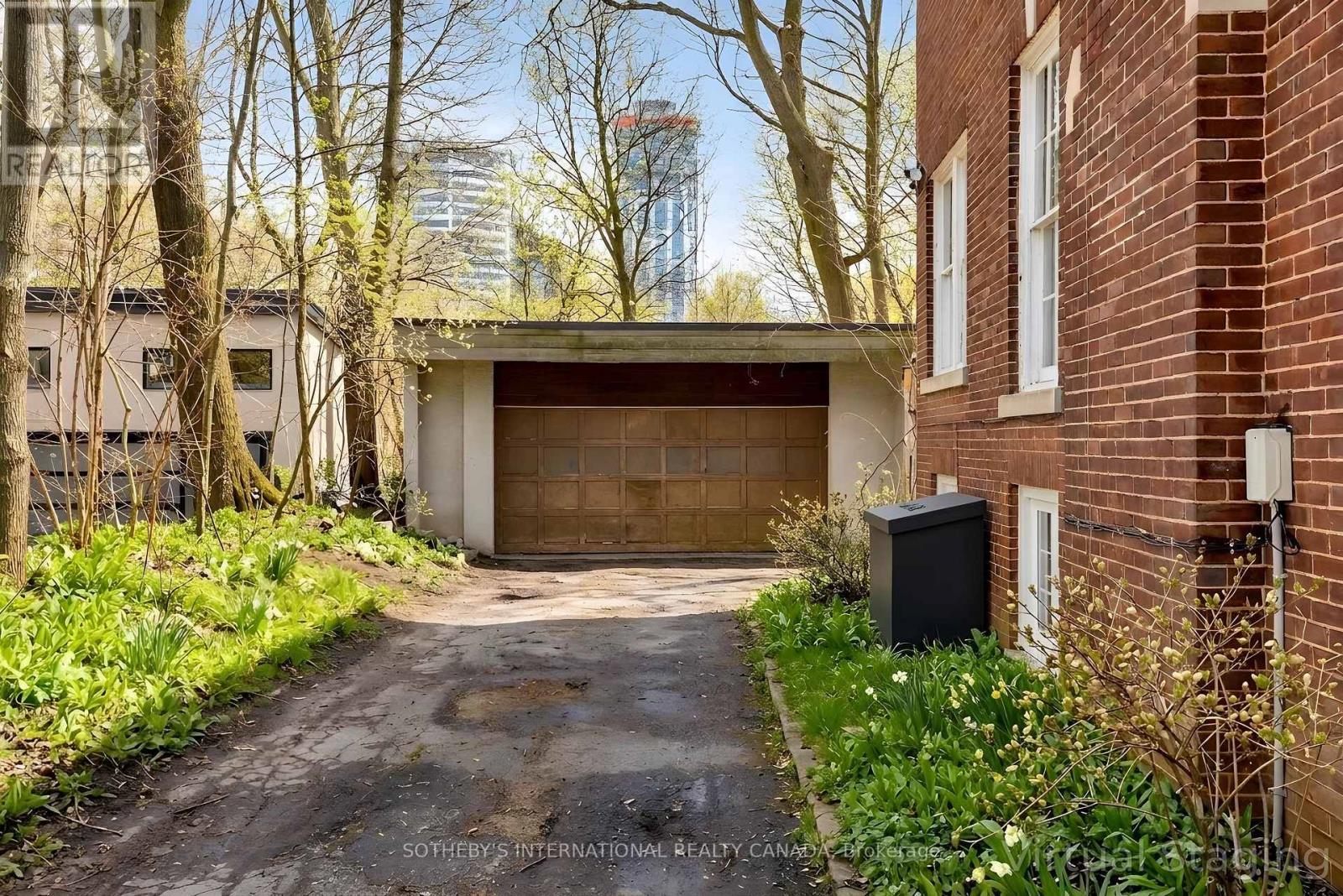 16 Rose Park Crescent, Toronto, Ontario  M4T 1P9 - Photo 43 - C12914796