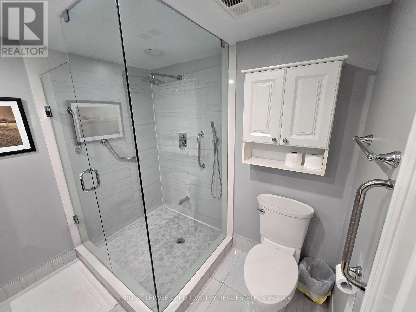 2101 - 24 Hanover Road, Brampton, Ontario  L6S 5K8 - Photo 15 - W13020044