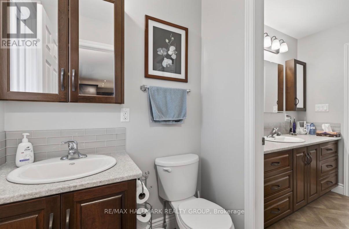 9950 Round Lake Road, Laurentian Valley, Ontario  K8A 0K5 - Photo 23 - X13033702