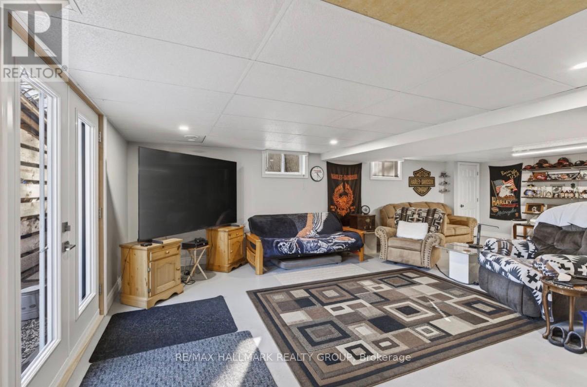 9950 Round Lake Road, Laurentian Valley, Ontario  K8A 0K5 - Photo 31 - X13033702