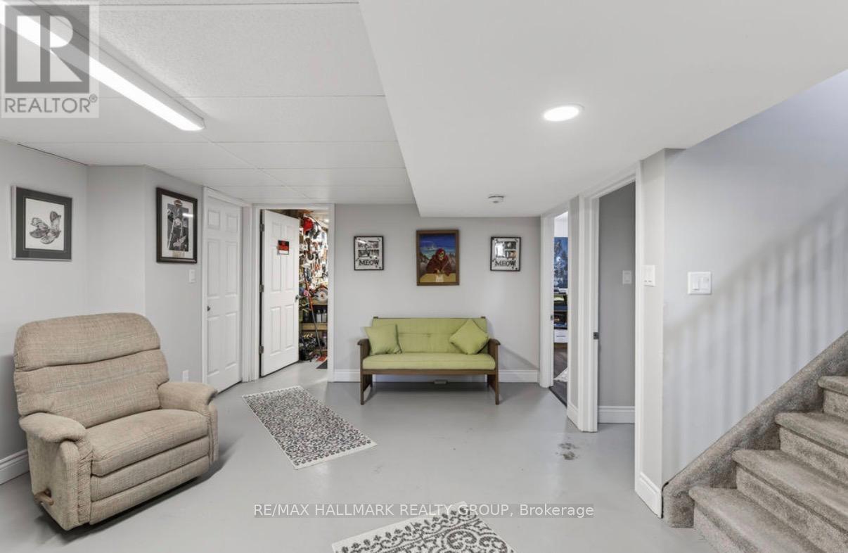 9950 Round Lake Road, Laurentian Valley, Ontario  K8A 0K5 - Photo 33 - X13033702