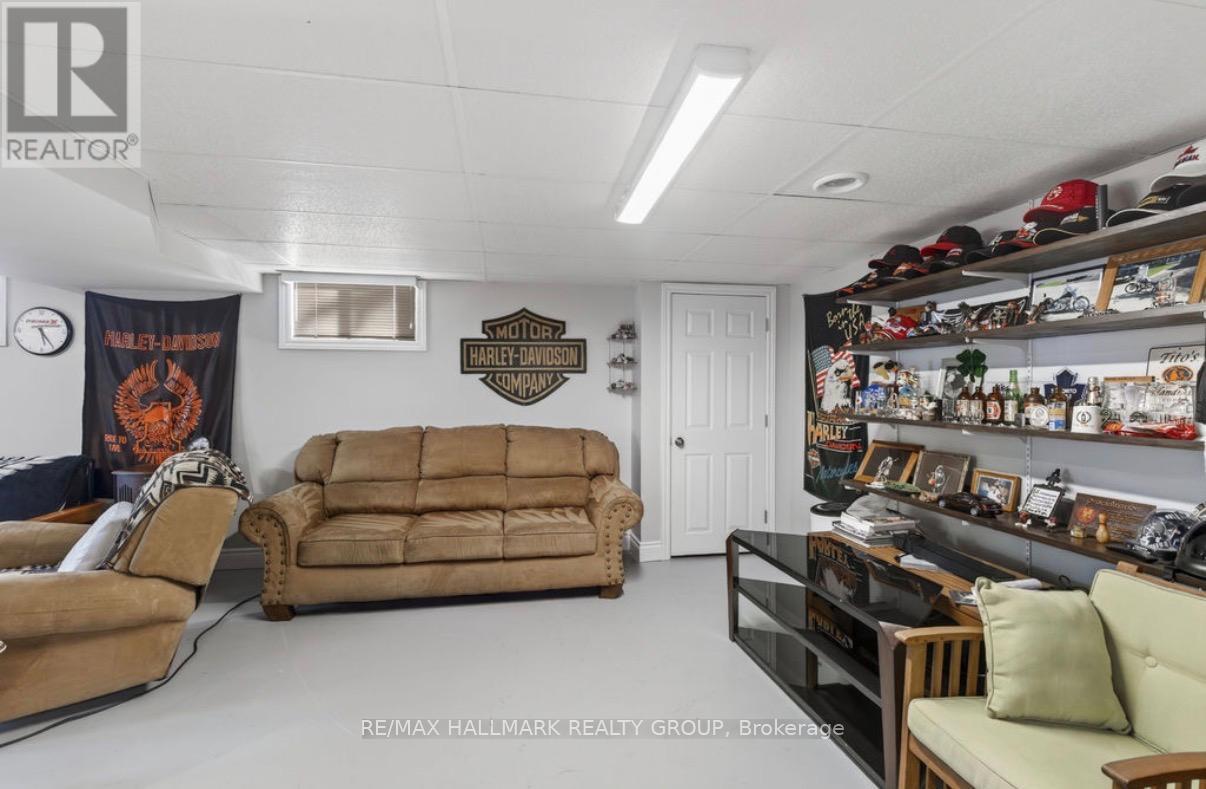 9950 Round Lake Road, Laurentian Valley, Ontario  K8A 0K5 - Photo 32 - X13033702